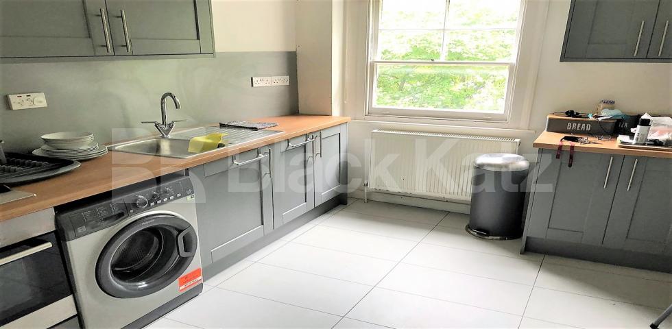 			FANTASTIC TWO BED MINS TO BROADWAY!, 2 Bedroom, 1 bath, 1 reception Flat			 Hornsey Rise Gardens, ARCHWAY / CROUCH END