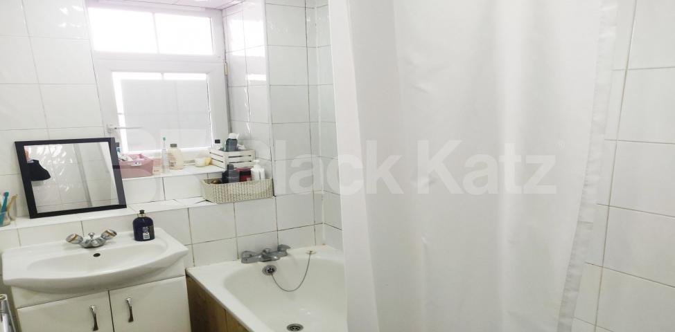 			LET , 3 Bedroom, 1 bath, 0 reception Apartment			 Hankey place , London Bridge / Borough   