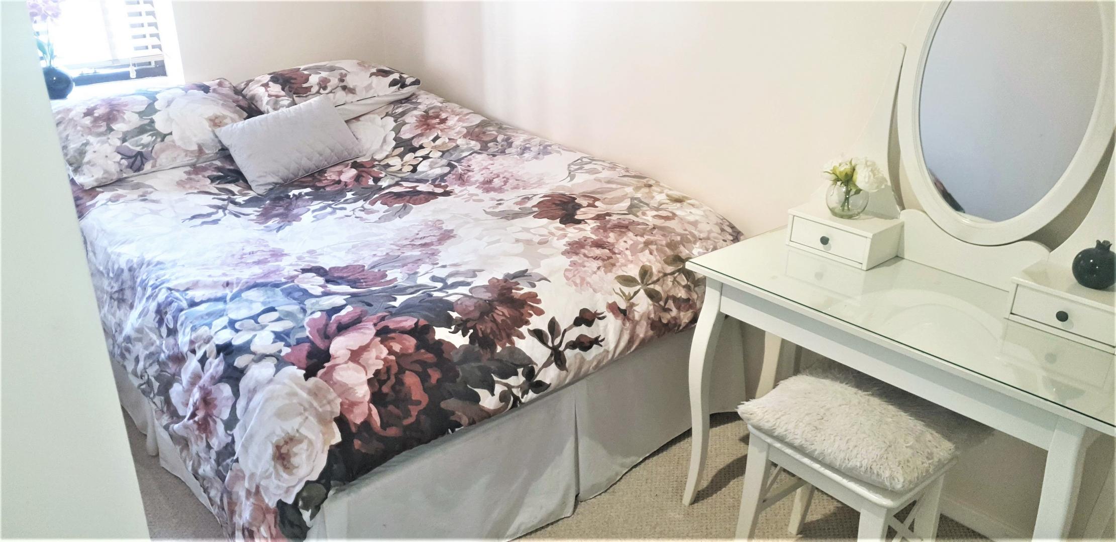 			2 Bedroom, 1 bath, 1 reception Flat			 Woodvale Way, CRICKLEWOOD