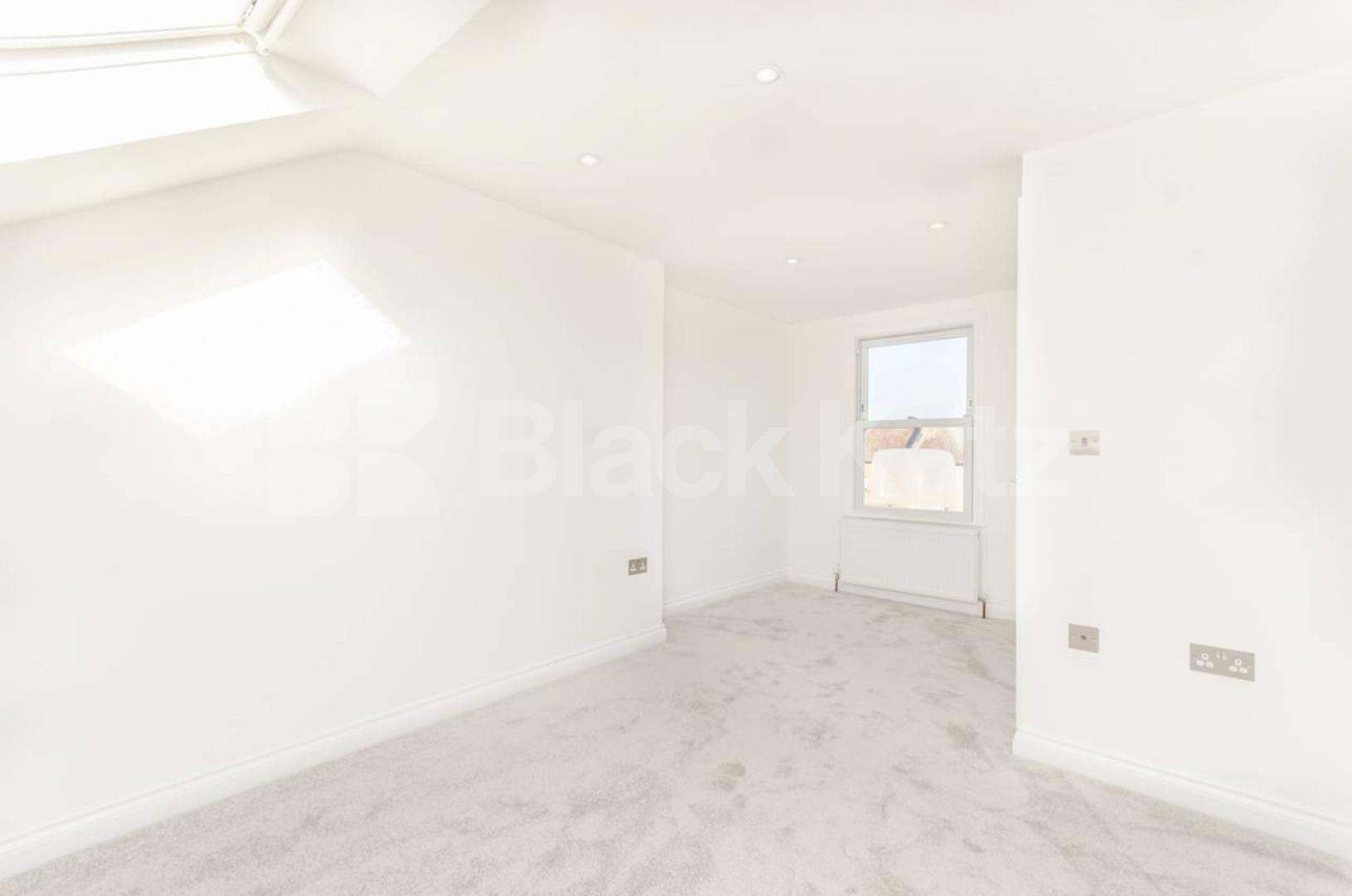 			New Instruction, 4 Bedroom, 1 bath, 1 reception House			 Humberstone Road, Plaistow