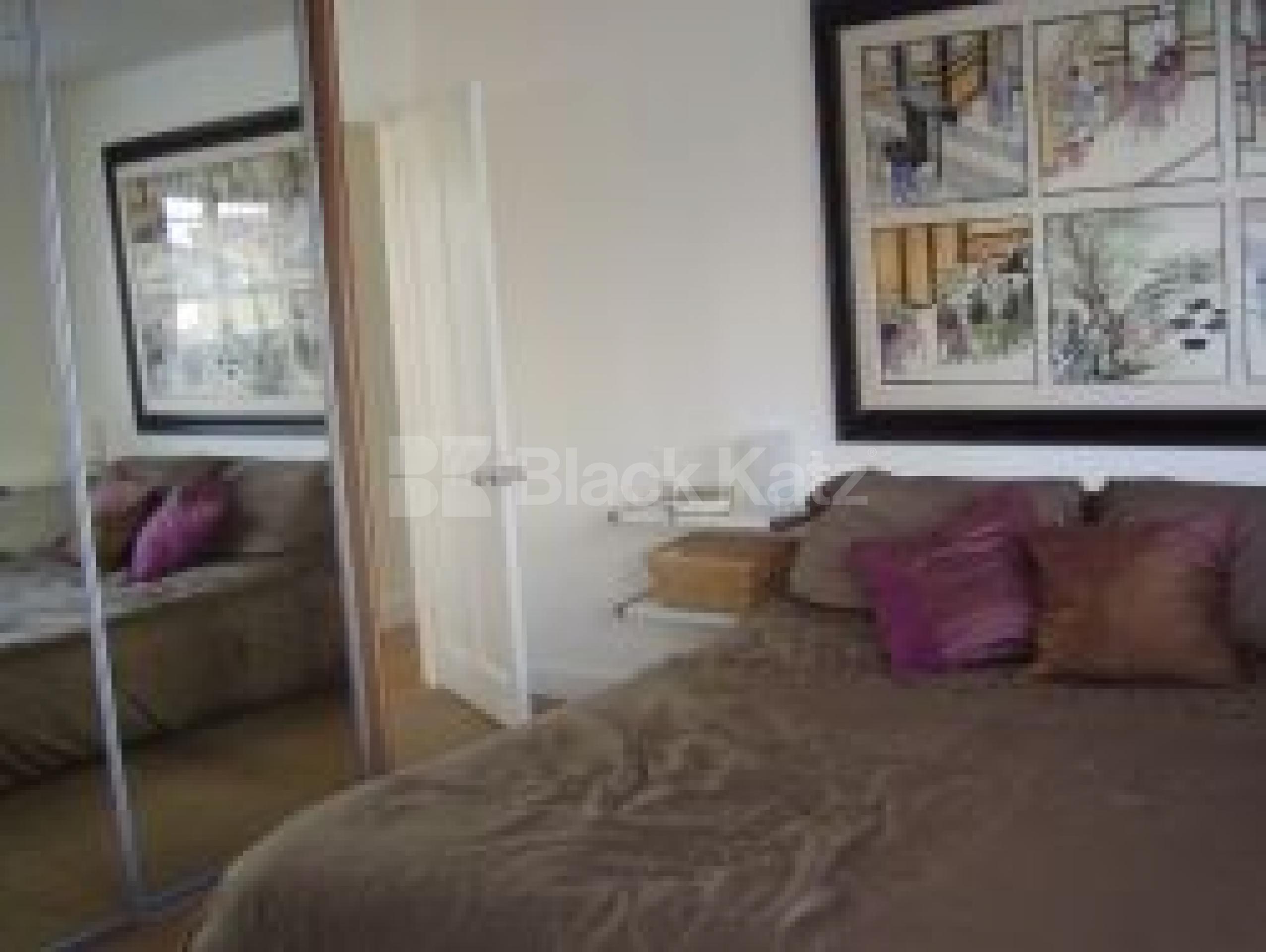 			2 Bedroom, 1 bath, 1 reception Flat			 Huntigdon Street, BARNSBURY/ISLINGTON N1 N1