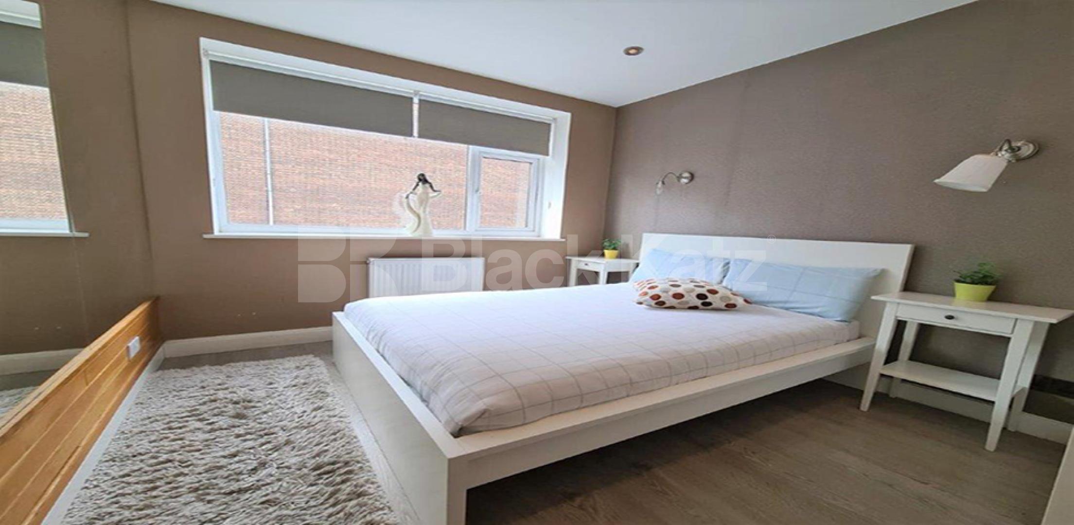 Fantastic one bed flats located within mins to Camden Tube & Regents Park Inverness Street, Camden Town