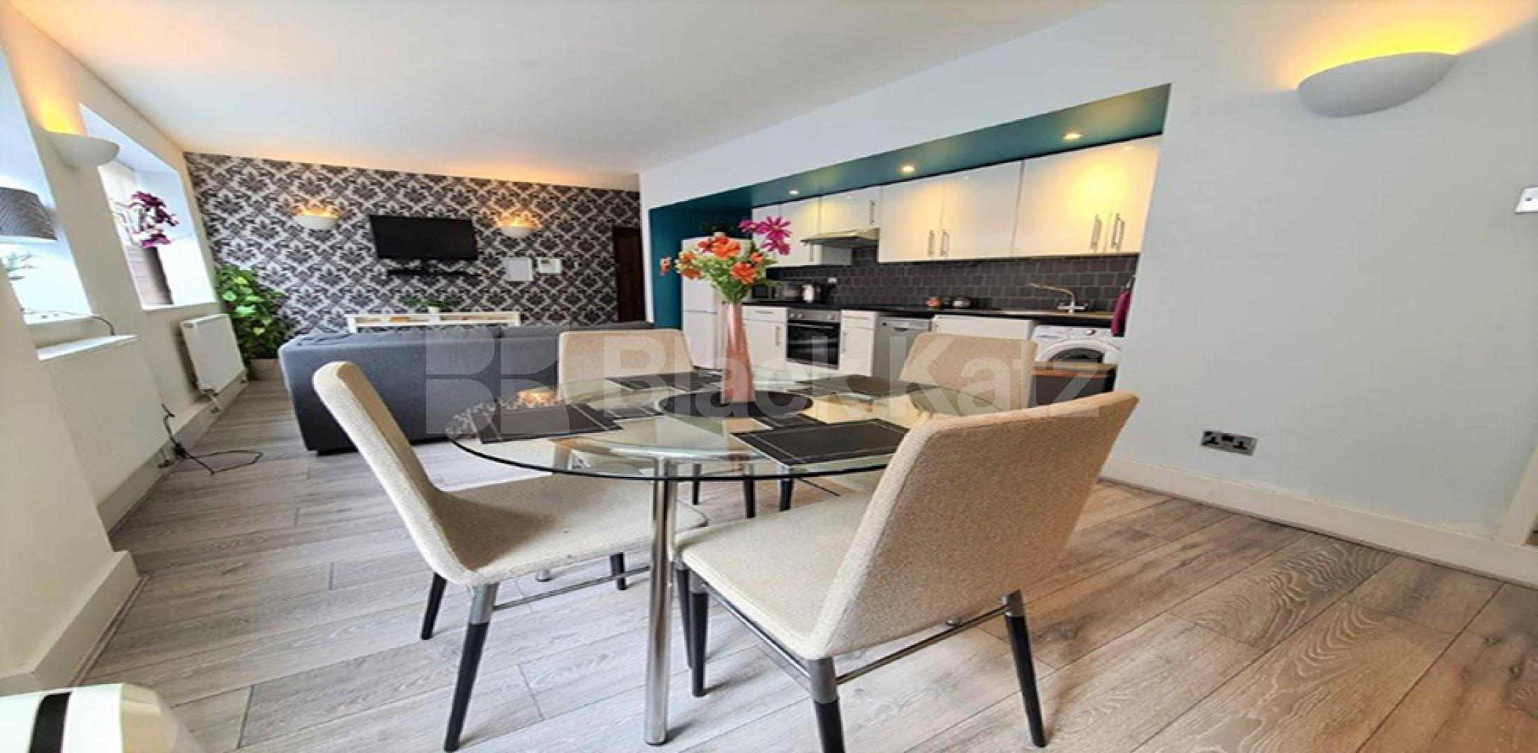 Fantastic one bed flats located within mins to Camden Tube & Regents Park Inverness Street, Camden Town