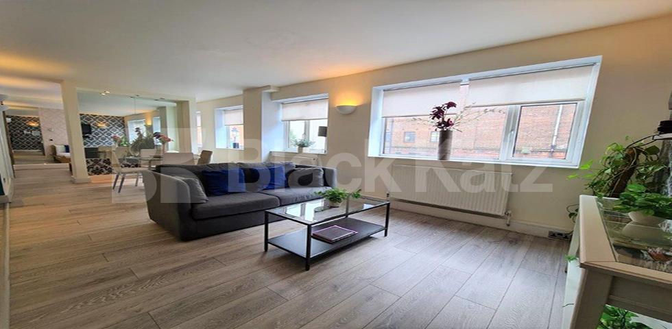 Fantastic one bed flats located within mins to Camden Tube & Regents Park Inverness Street, Camden Town