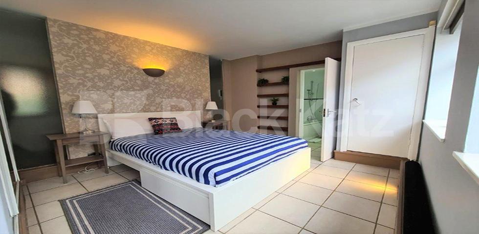 Fantastic one bed flats located within mins to Camden Tube & Regents Park Inverness Street, Camden Town