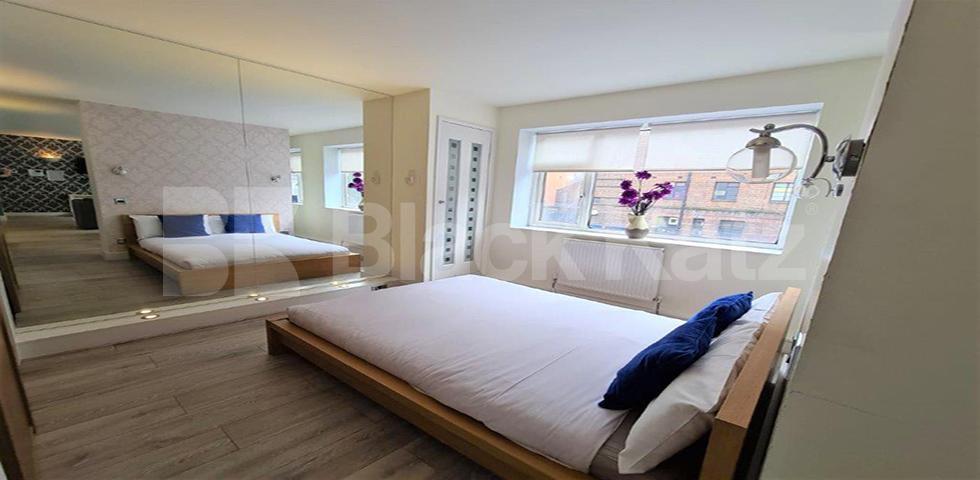 Fantastic one bed flats located within mins to Camden Tube & Regents Park Inverness Street, Camden Town