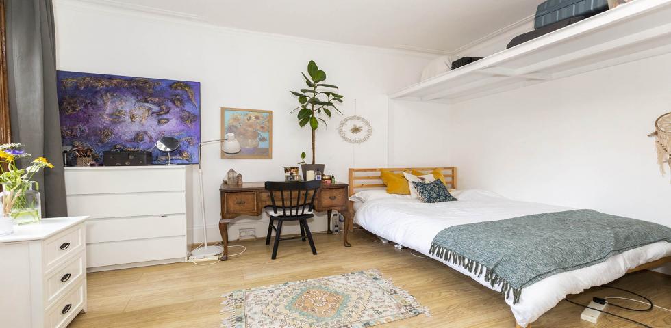 Stunning 1 Bed in the heart of West Hampstead Agamemnon Road, West Hampstead