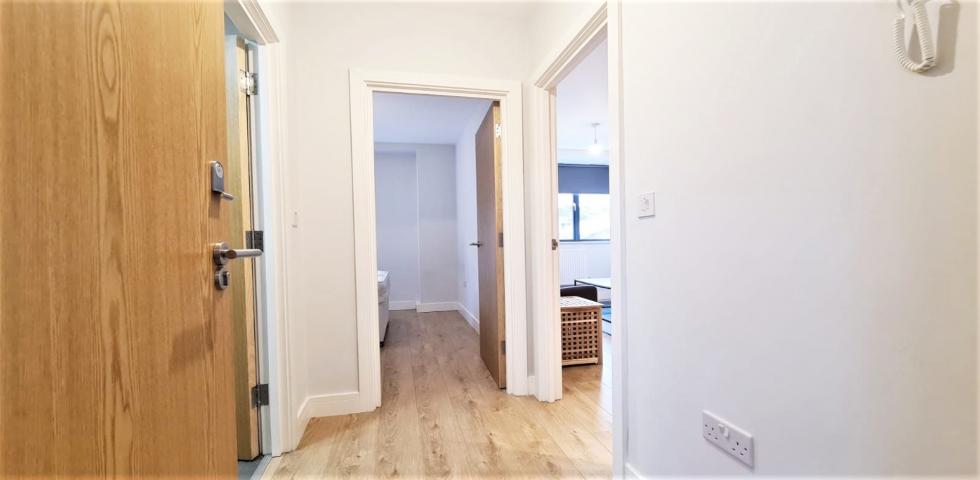 			PARKING SPACE , 1 Bedroom, 1 bath, 1 reception Apartment			 Church Lane , KINGSBURY 