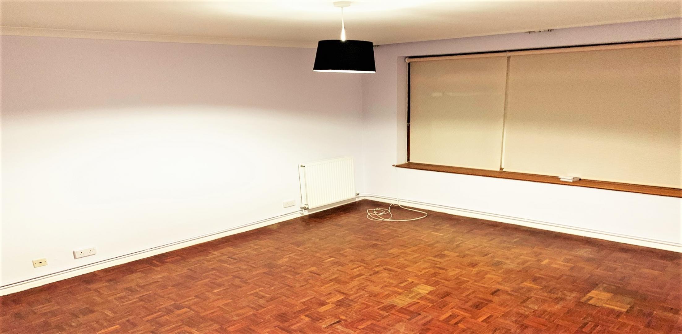 			2 Bedroom, 1 bath, 1 reception Ground Floor Flat			 Teighmouth Road , MAPESBURY CONSERVATION AREA