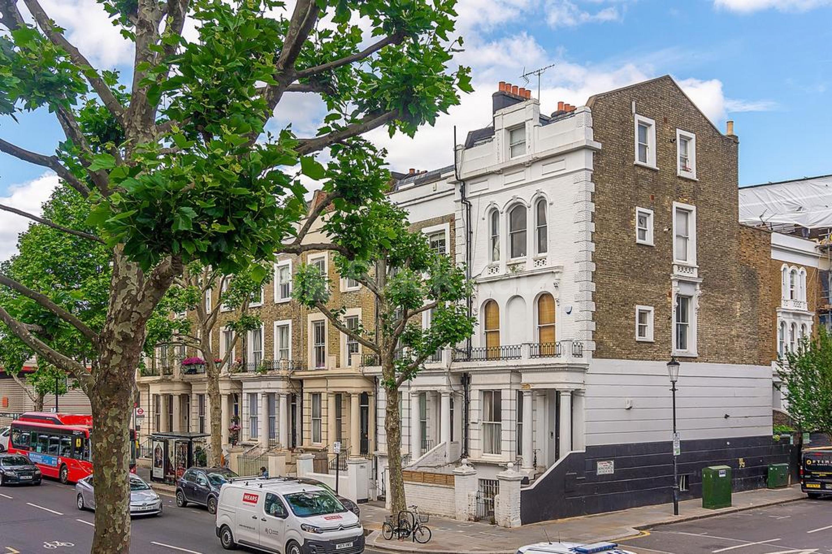 Fantastic one bed in Ladbroke Grove modern kitchen & bathroom mins to tube  Ladbroke Grove, Ladbroke Grove W10