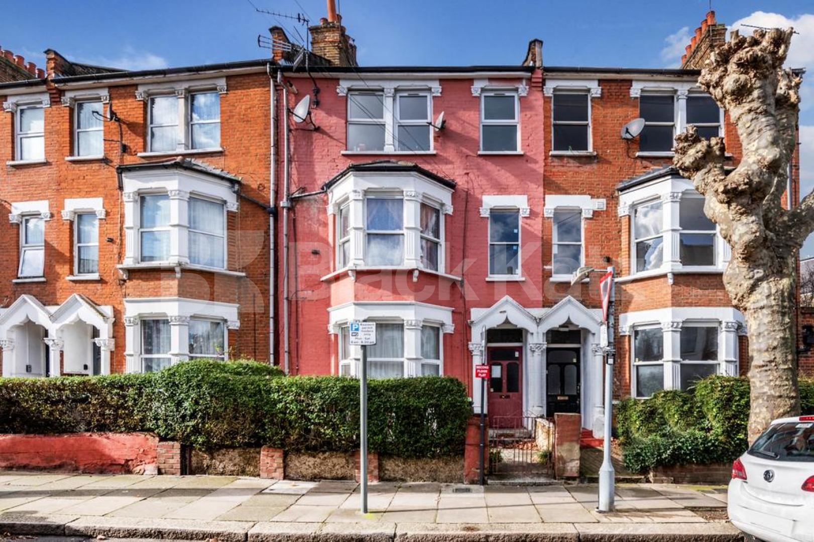 			3 Bedroom, 1 bath, 1 reception Maisonette			 Carlingford Road, Turnpike Lane