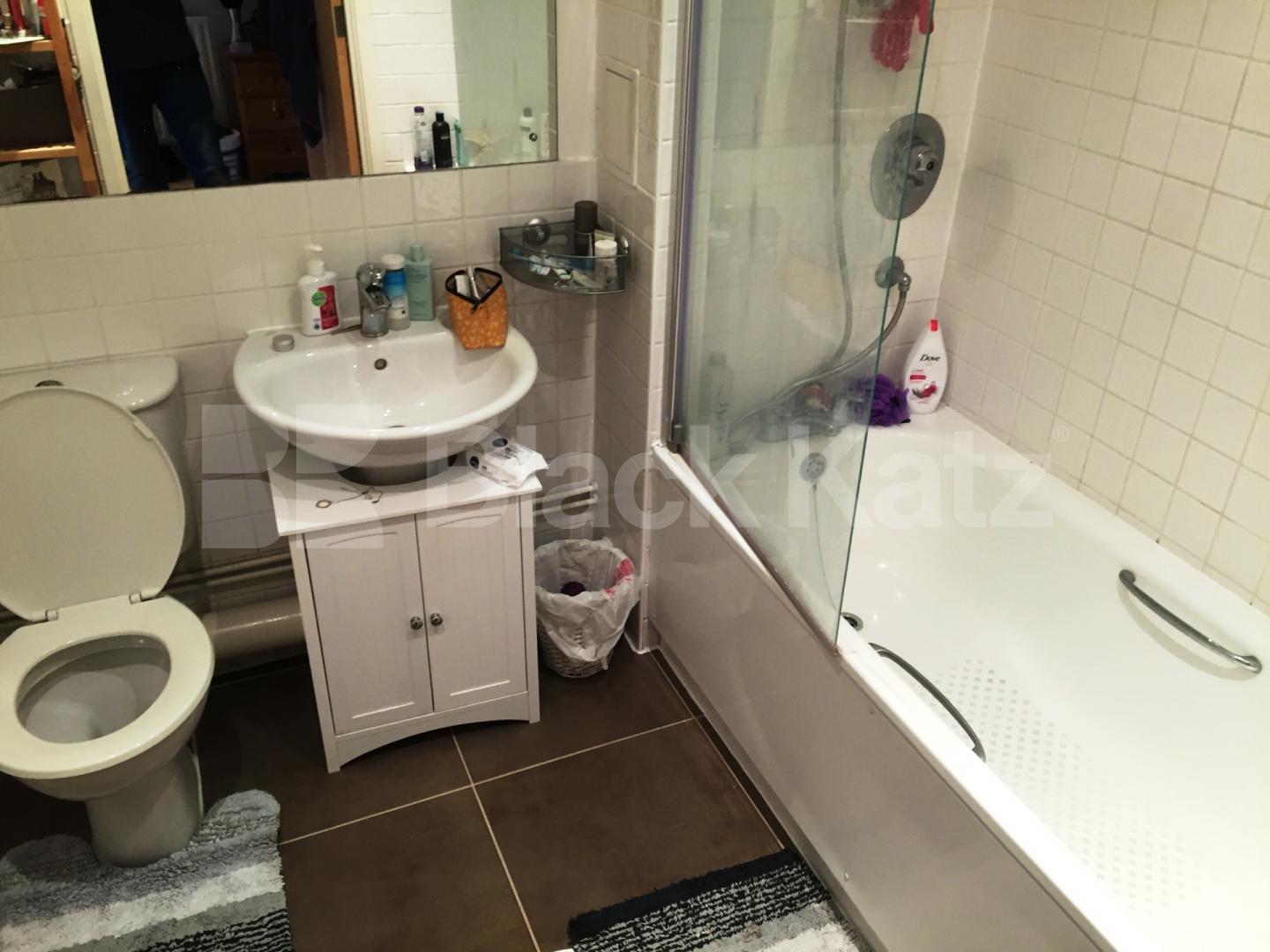 			FANSTASTIC NEW INSTRUCTION!, 1 Bedroom, 1 bath, 1 reception Apartment			 West Point, Clarendon Road, Turnpike Lane