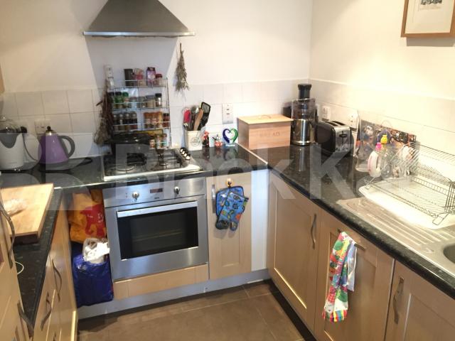 			FANSTASTIC NEW INSTRUCTION!, 1 Bedroom, 1 bath, 1 reception Apartment			 West Point, Clarendon Road, Turnpike Lane