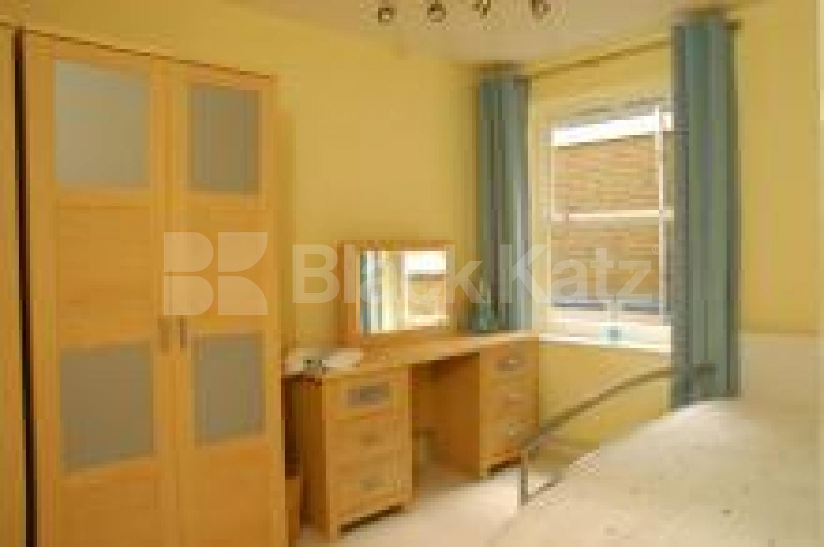 			NEW INSTRUCTION!!!, 1 Bedroom, 1 bath, 1 reception Flat			 Pembridge Gardens, NOTTING HILL