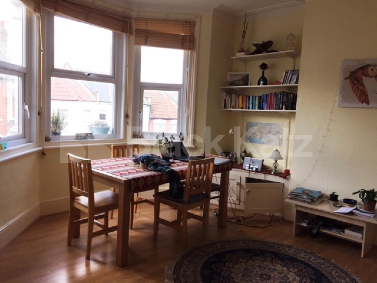 			2 Bedroom, 1 bath, 1 reception Flat			 Allison Road, TURNPIKE LANE N8