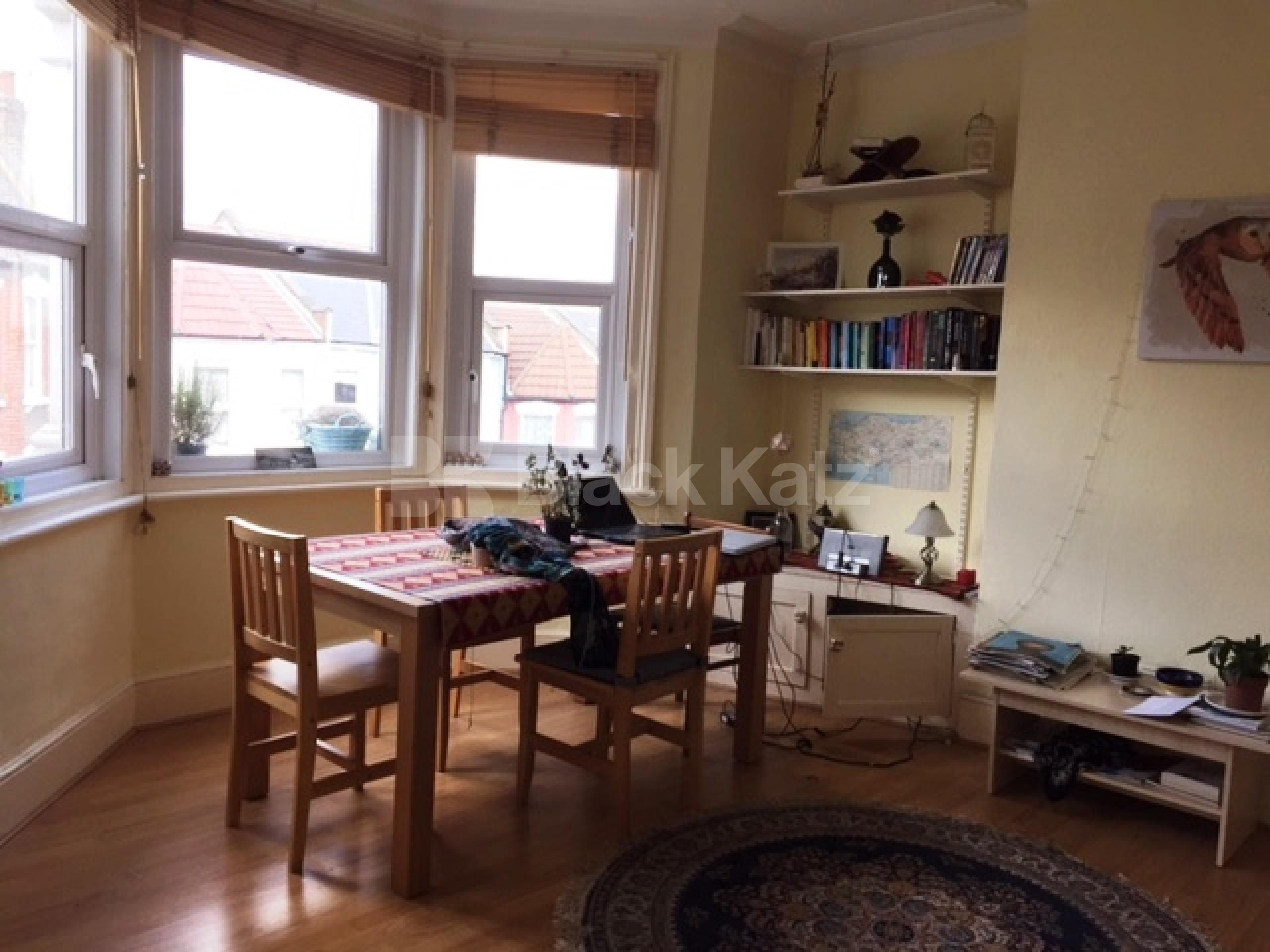 			2 Bedroom, 1 bath, 1 reception Flat			 Allison Road, TURNPIKE LANE N8 N8