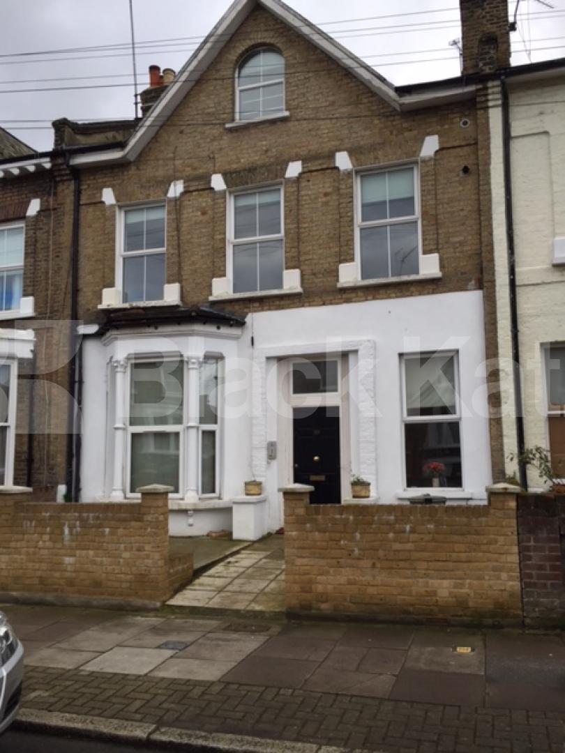			New Instruction, 2 Bedroom, 1 bath, 1 reception Flat			 Riversdale road, Highbury