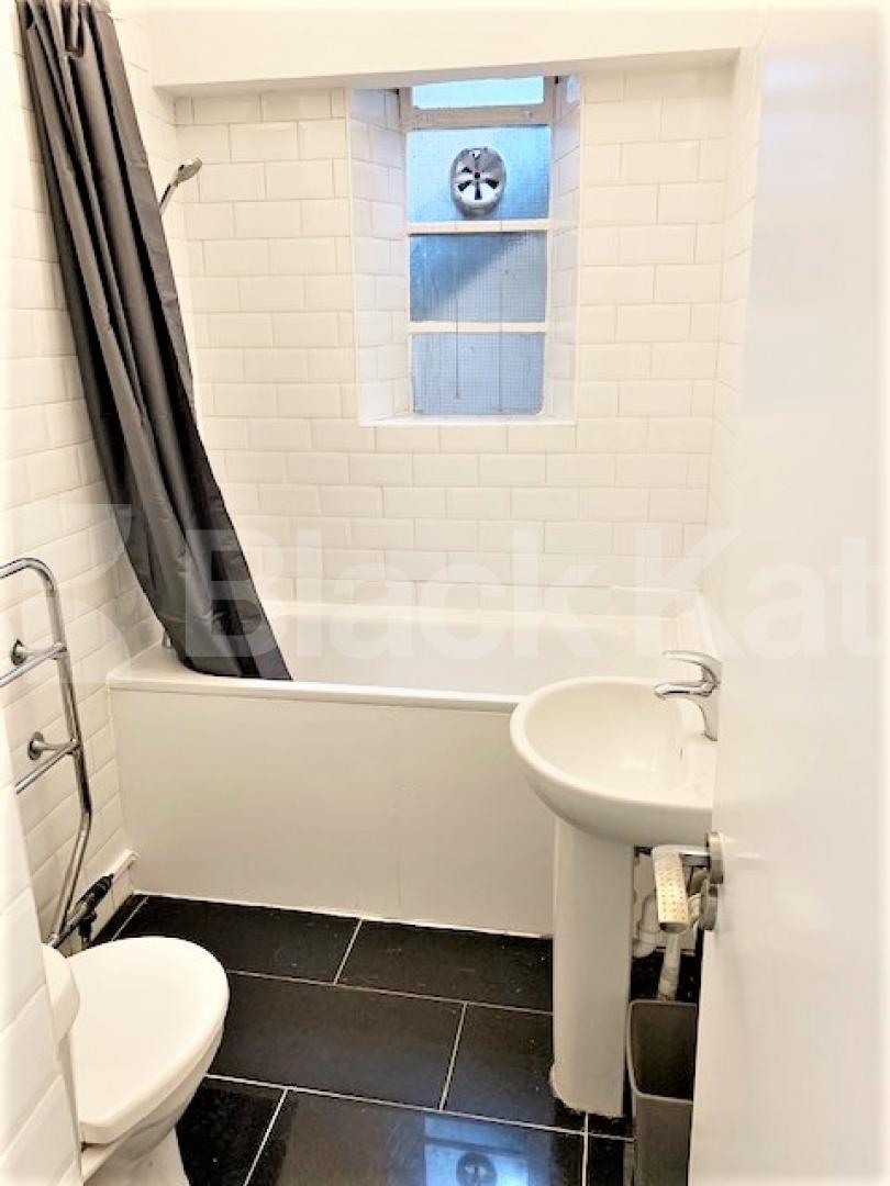 			2 Bedroom, 1 bath, 1 reception Flat			 The Grampians, Shepherds Bush Road, SHEPHERDS BUSH