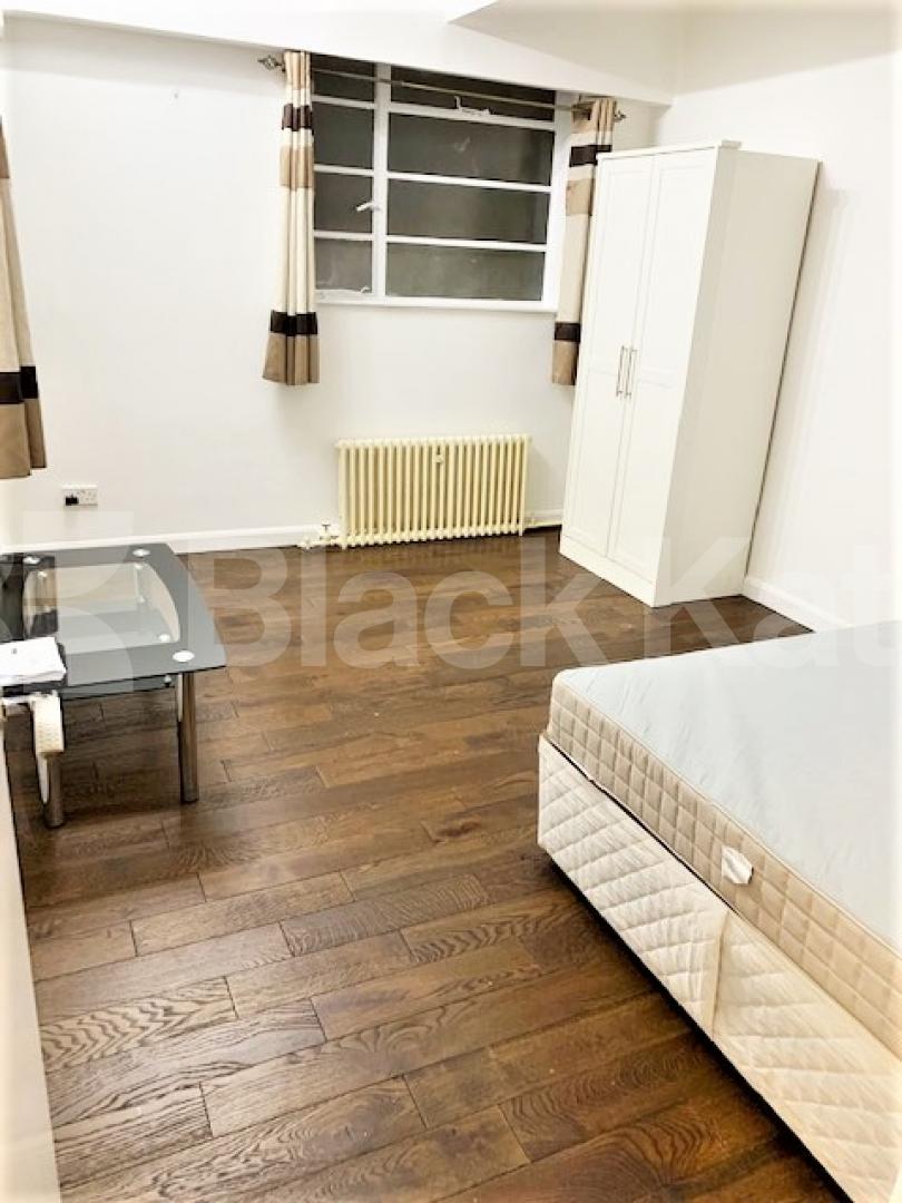 			2 Bedroom, 1 bath, 1 reception Flat			 The Grampians, Shepherds Bush Road, SHEPHERDS BUSH