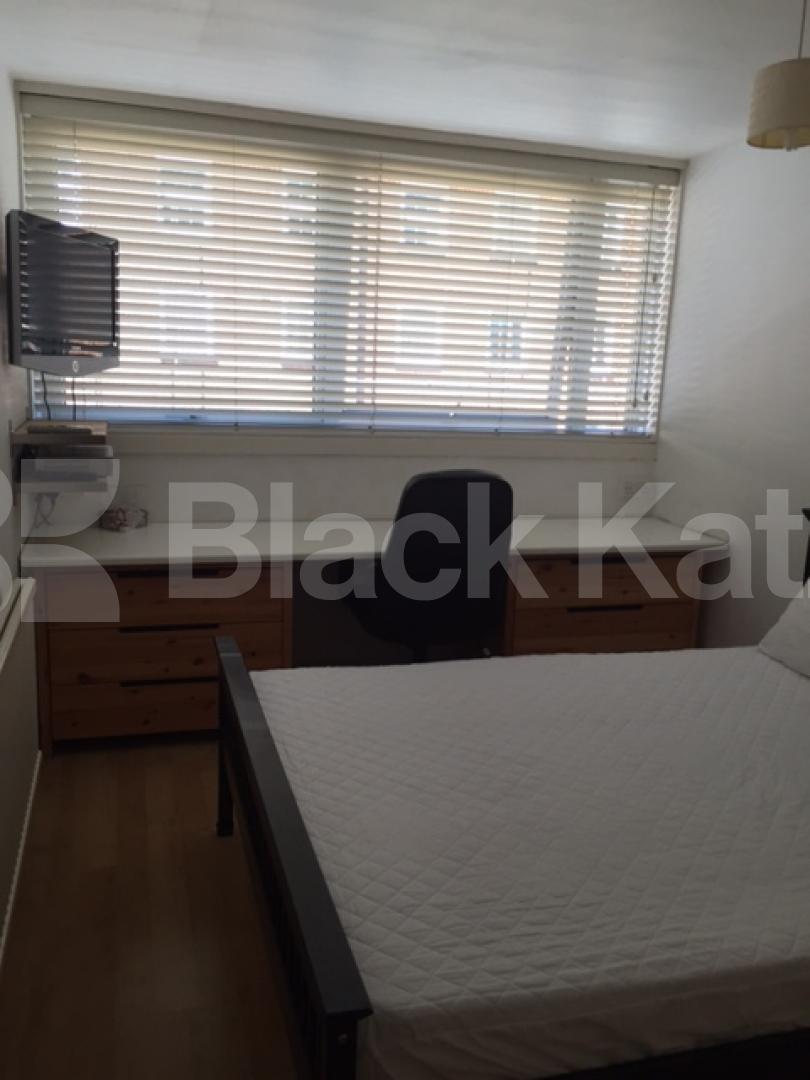 			New Instruction, 1 Bedroom, 1 bath, 1 reception Flat			 Cyrus Street , ANGEL/CLERKENWELL