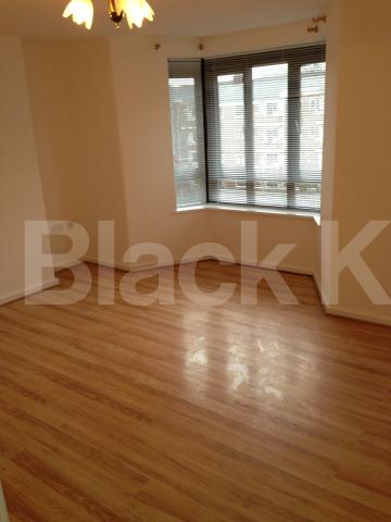 			New instruction!, 1 Bedroom, 1 bath, 1 reception Flat			 Tiber Gardens, KINGS CROSS