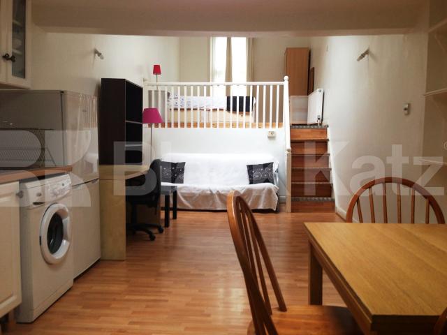 			new instruction, Studio Apartment, 1 bath, 1 reception Flat			 Belmont Street, CAMDEN / CHALK FARM