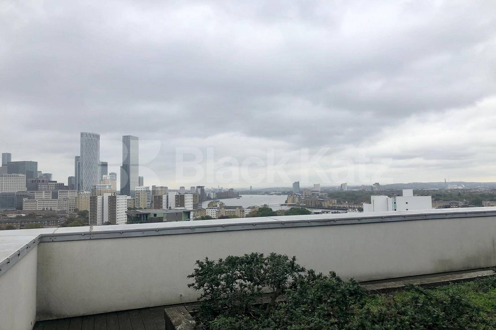Private development with stunning views of the city  Iona Tower  Ross Way , Limehouse 