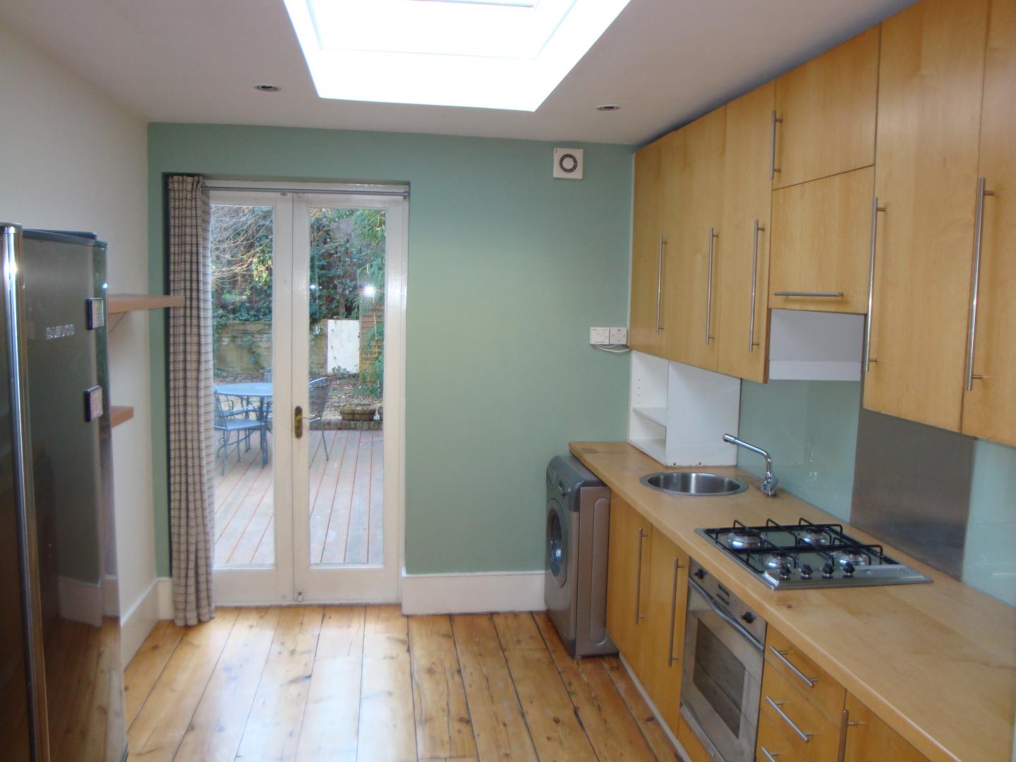 			GARDEN APARTMENT, 2 Bedroom, 1 bath, 1 reception Flat			 Iverson Road, WEST HAMPSTEAD