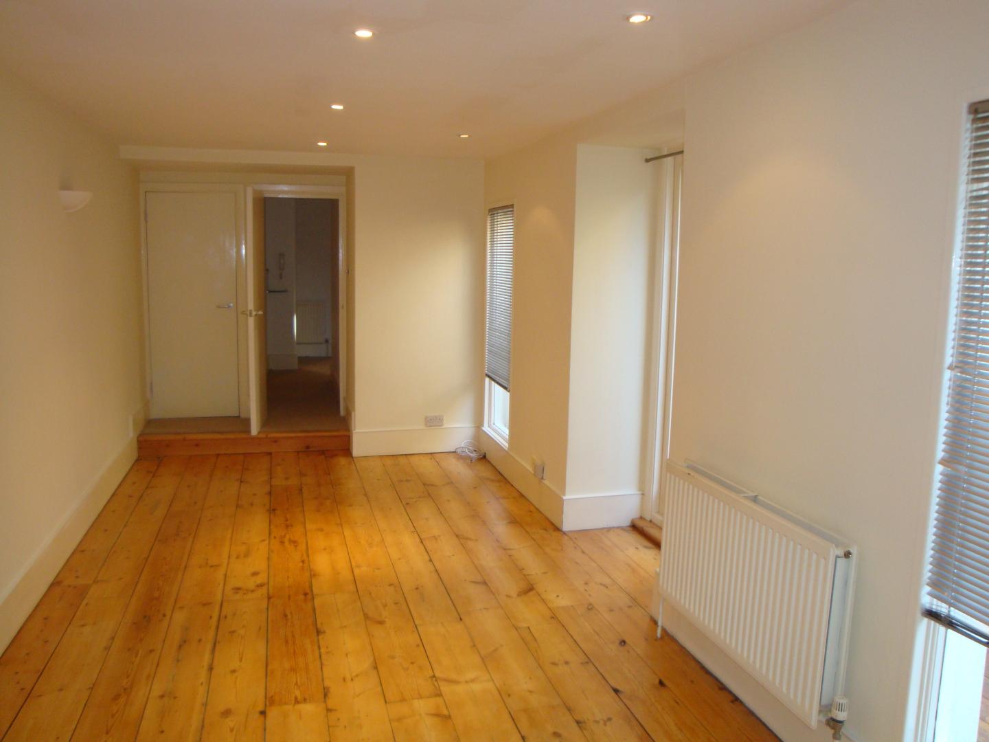 			GARDEN APARTMENT, 2 Bedroom, 1 bath, 1 reception Flat			 Iverson Road, WEST HAMPSTEAD