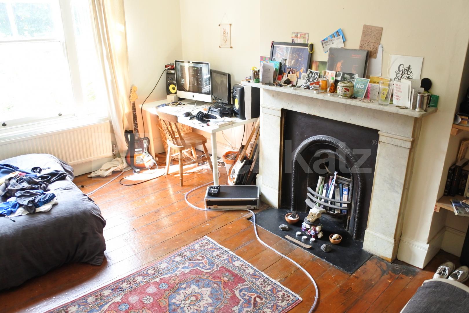 			NEW INSTRUCTION!, 3 Bedroom, 1 bath, 1 reception Flat			 Birchington Road, Crouch End