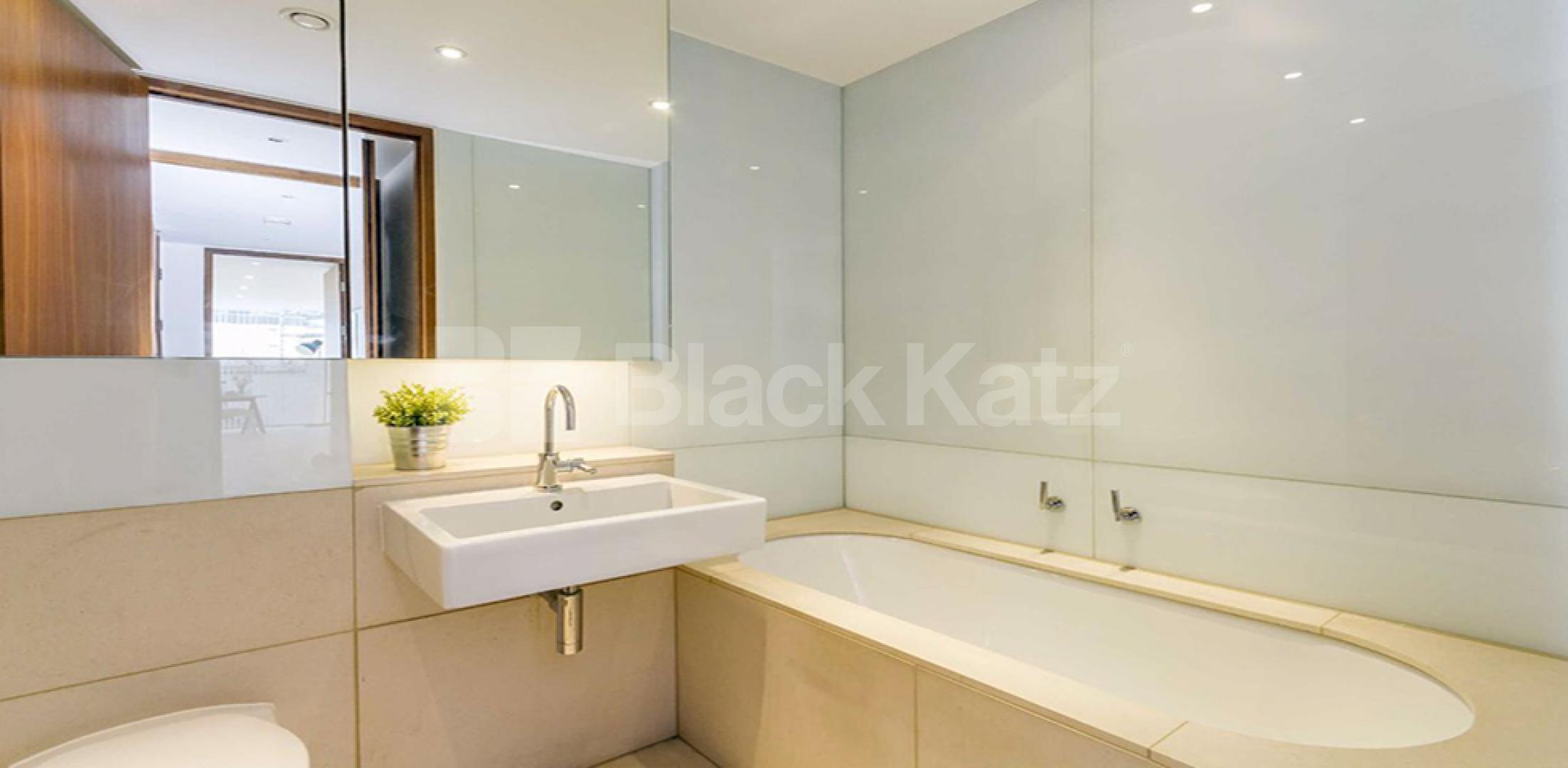 Truly stunning 3 bed 2 bath penthouse by Regents Park and Camden Tube  Oval Road, Regents Park