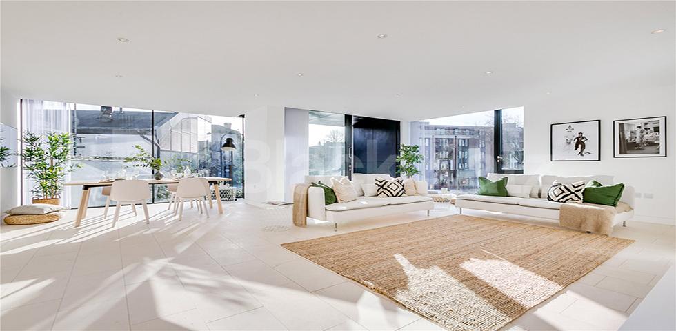 Truly stunning 3 bed 2 bath penthouse by Regents Park and Camden Tube  Oval Road, Regents Park