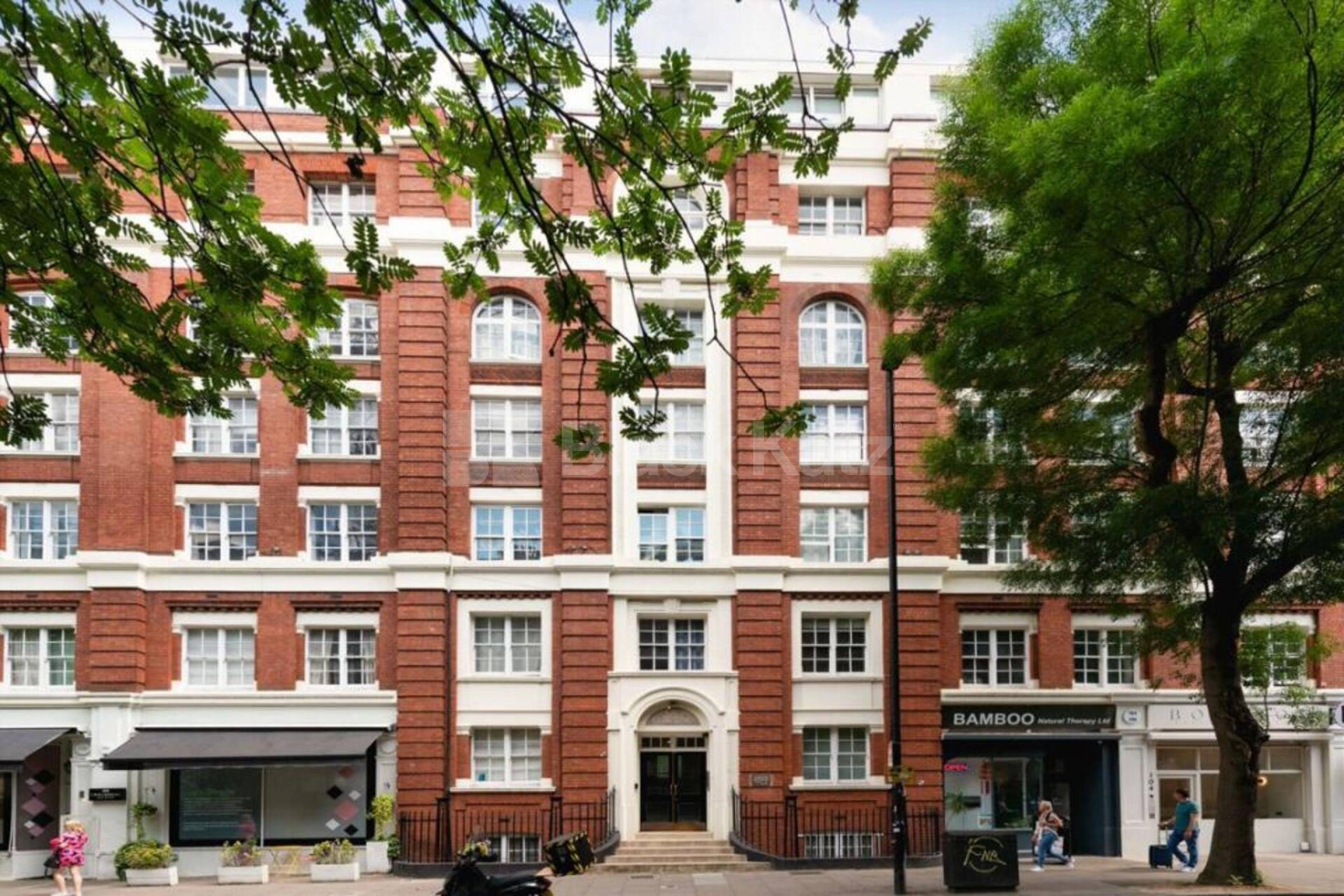 Located within a beautiful mansion block in bloomsbury Judd Street , Bloomsbury / Kings Cross WC1H