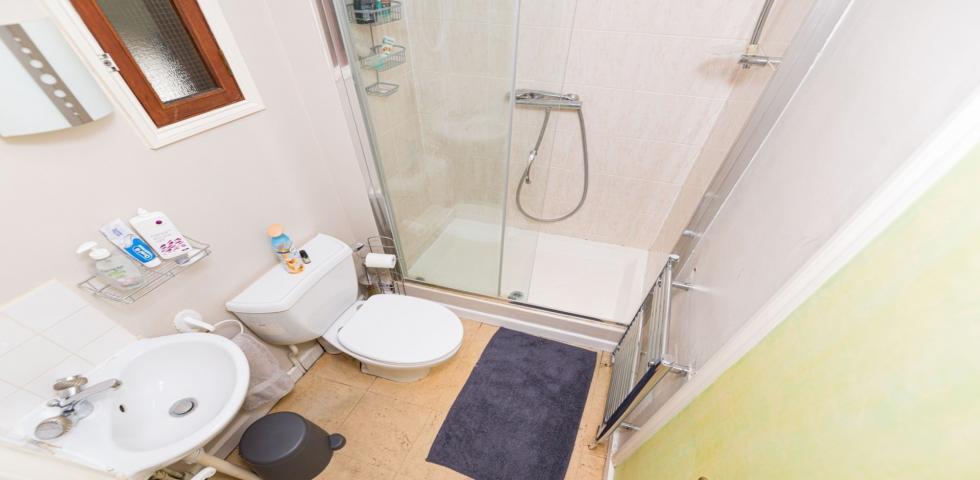 			3 Bedroom, 1 bath, 1 reception Flat			 Dollis Hill Lane, DOLLIS HILL