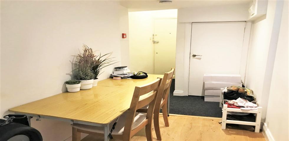 			PRIVATE GARDEN, 1 Bedroom, 1 bath, 1 reception Ground Floor Flat			 Agamemnon Road, WEST HAMPSTEAD