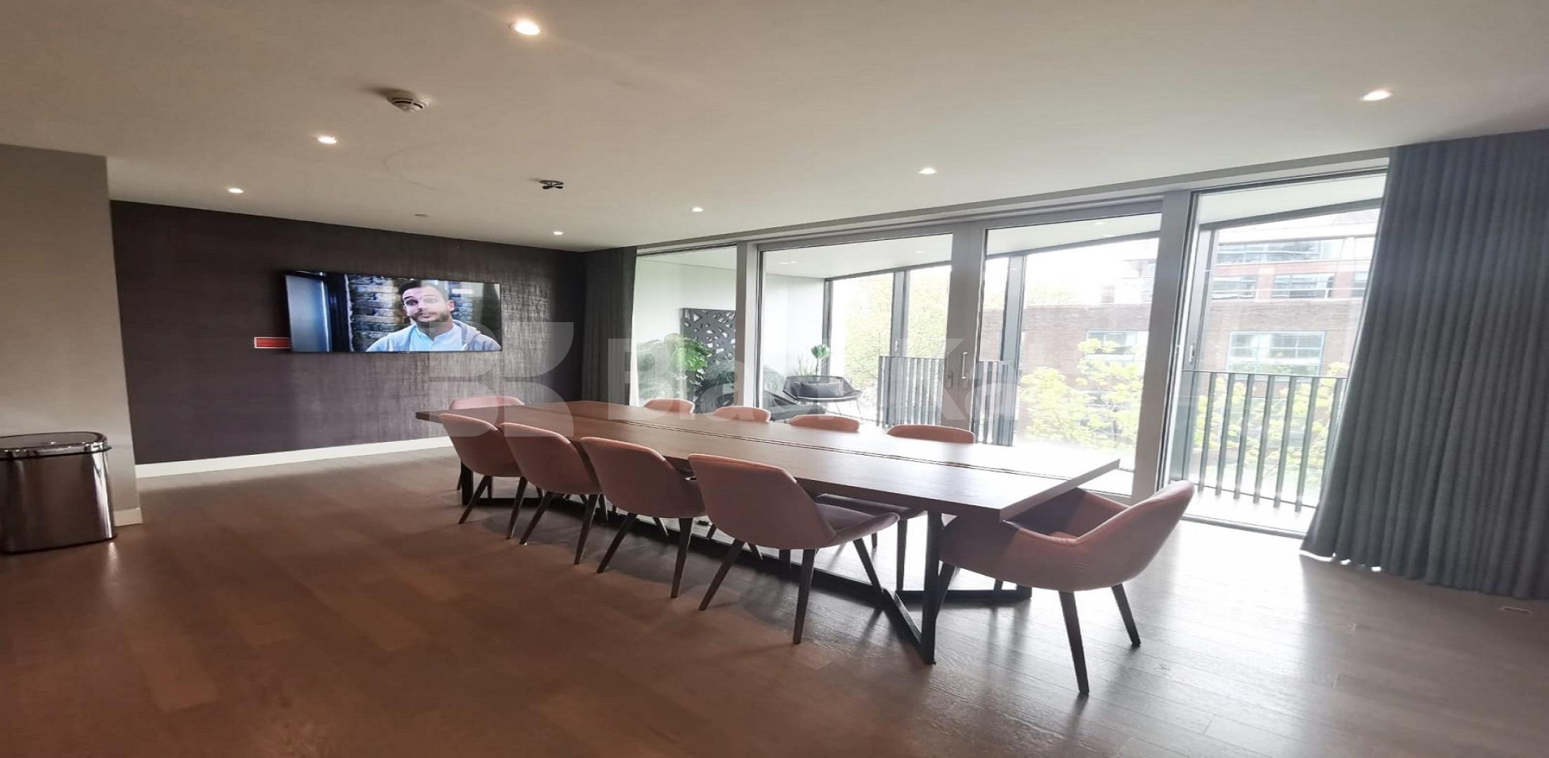 			LET , 1 Bedroom, 1 bath, 1 reception Apartment			 Southwark Bridge Road, Elephant and Castle