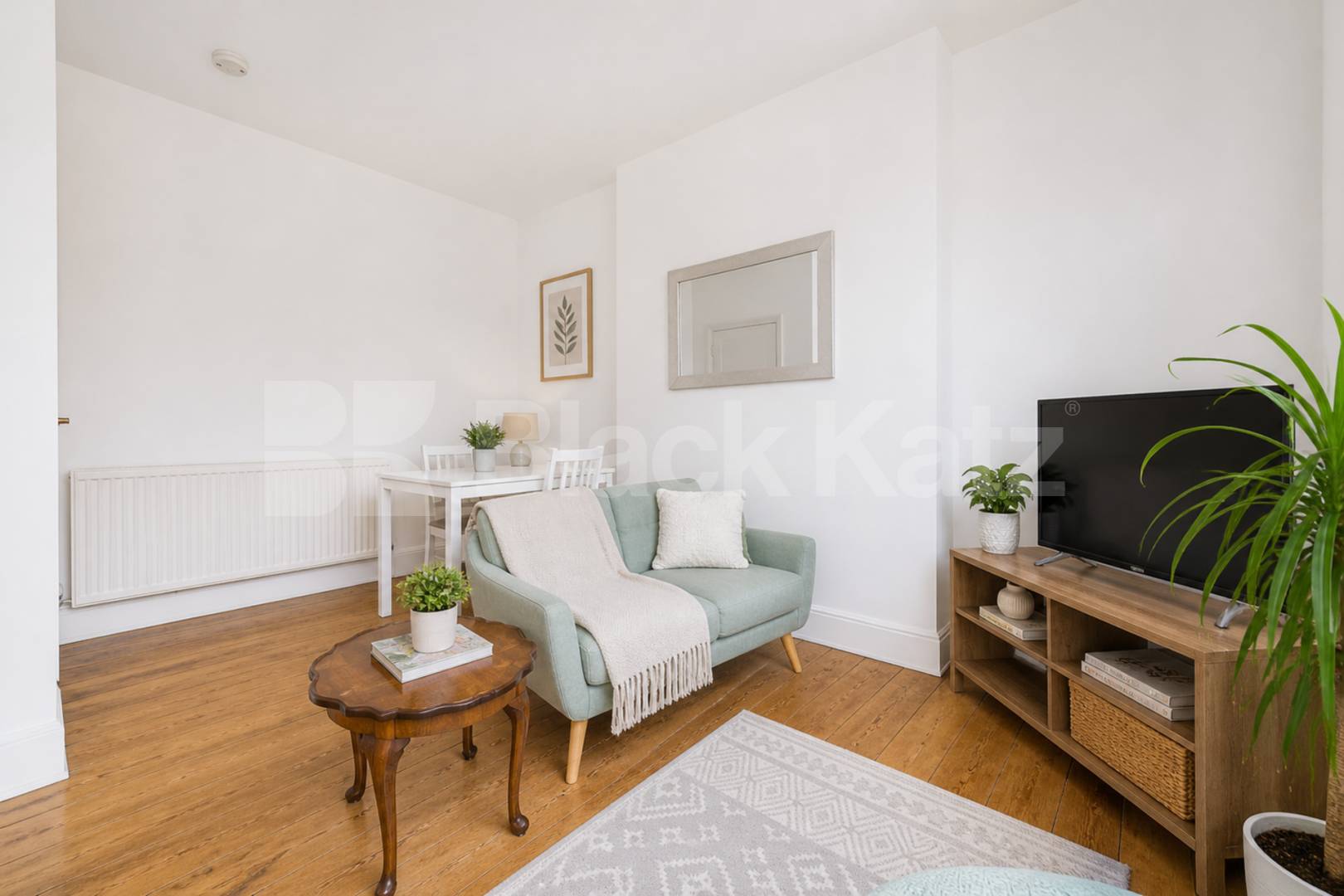 Bright 1 Bed Ground Floor Flat Near Tufnell Park & Archway Stations Junction Road, Archway