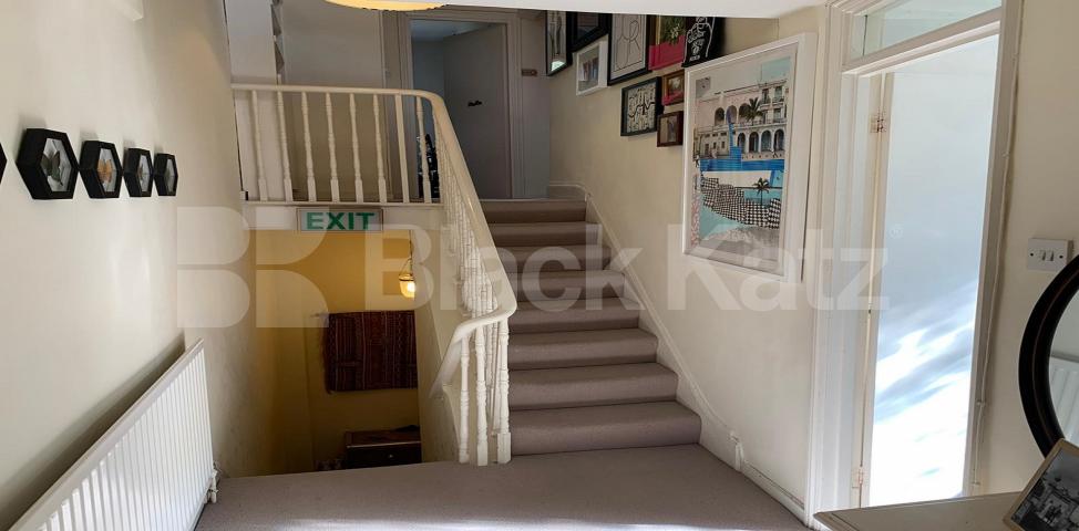 			LET, 1 Bedroom, 1 bath, 1 reception Apartment			 Josephine Avenue, Brixton
