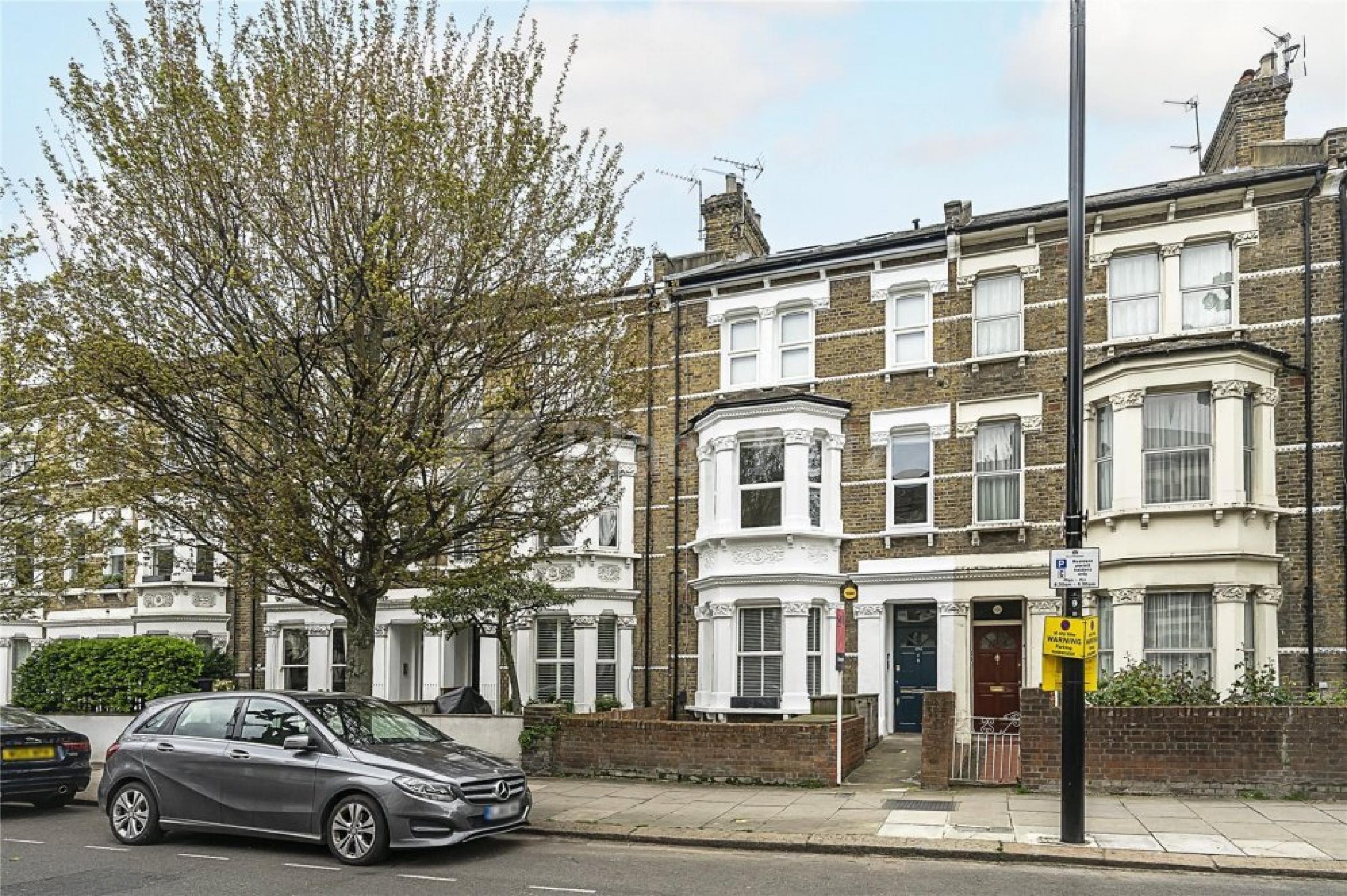Bright and Stylish One-Bedroom Period Flat to Rent on Fernhead Road, Maida Vale  Fernhead Road, Maida Vale / Queens Park W9