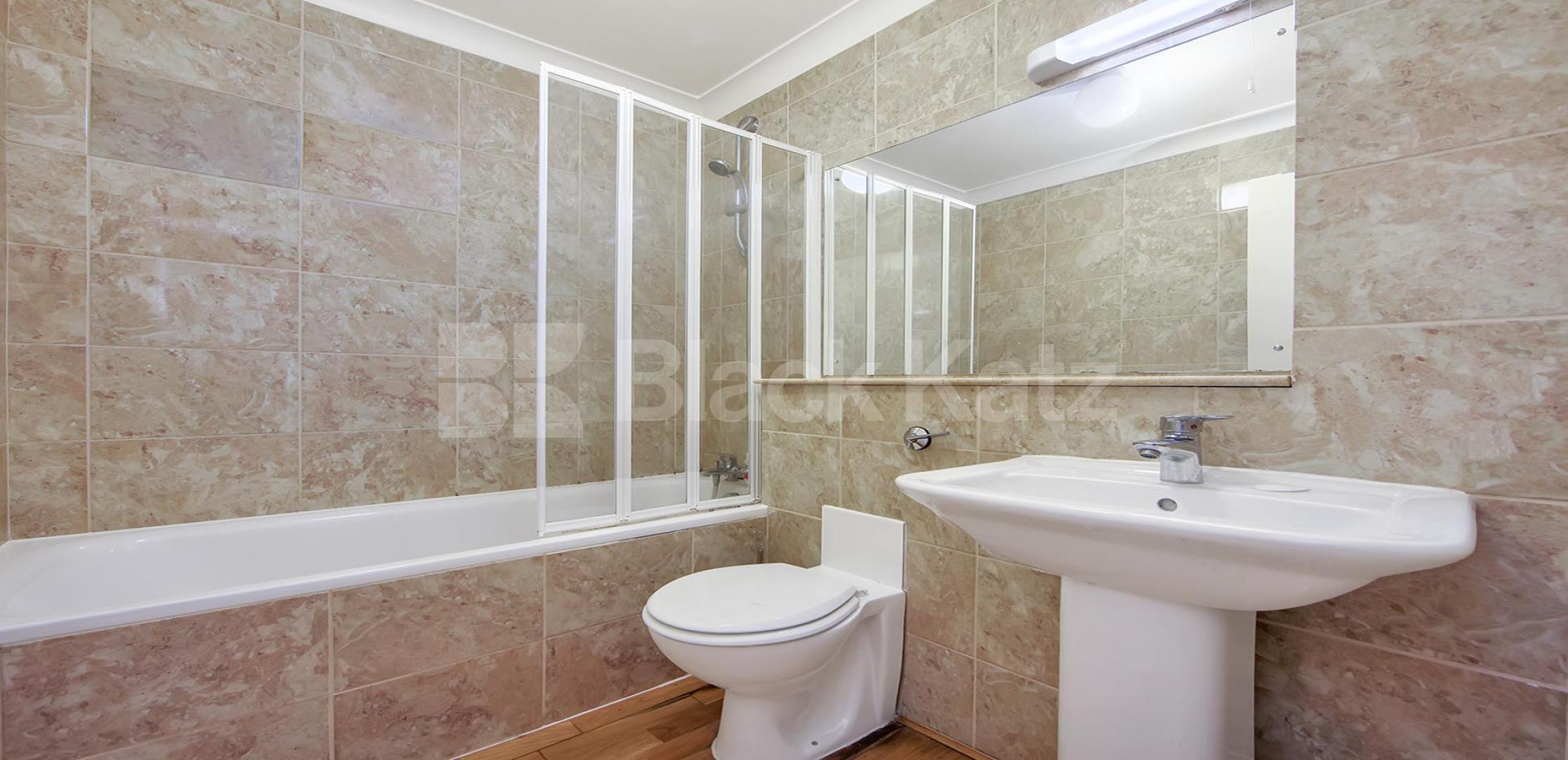 			UNDER OFFER , 1 Bedroom, 1 bath, 1 reception Apartment			 Knights House, Gainsford Street, SE1, Shad Thames