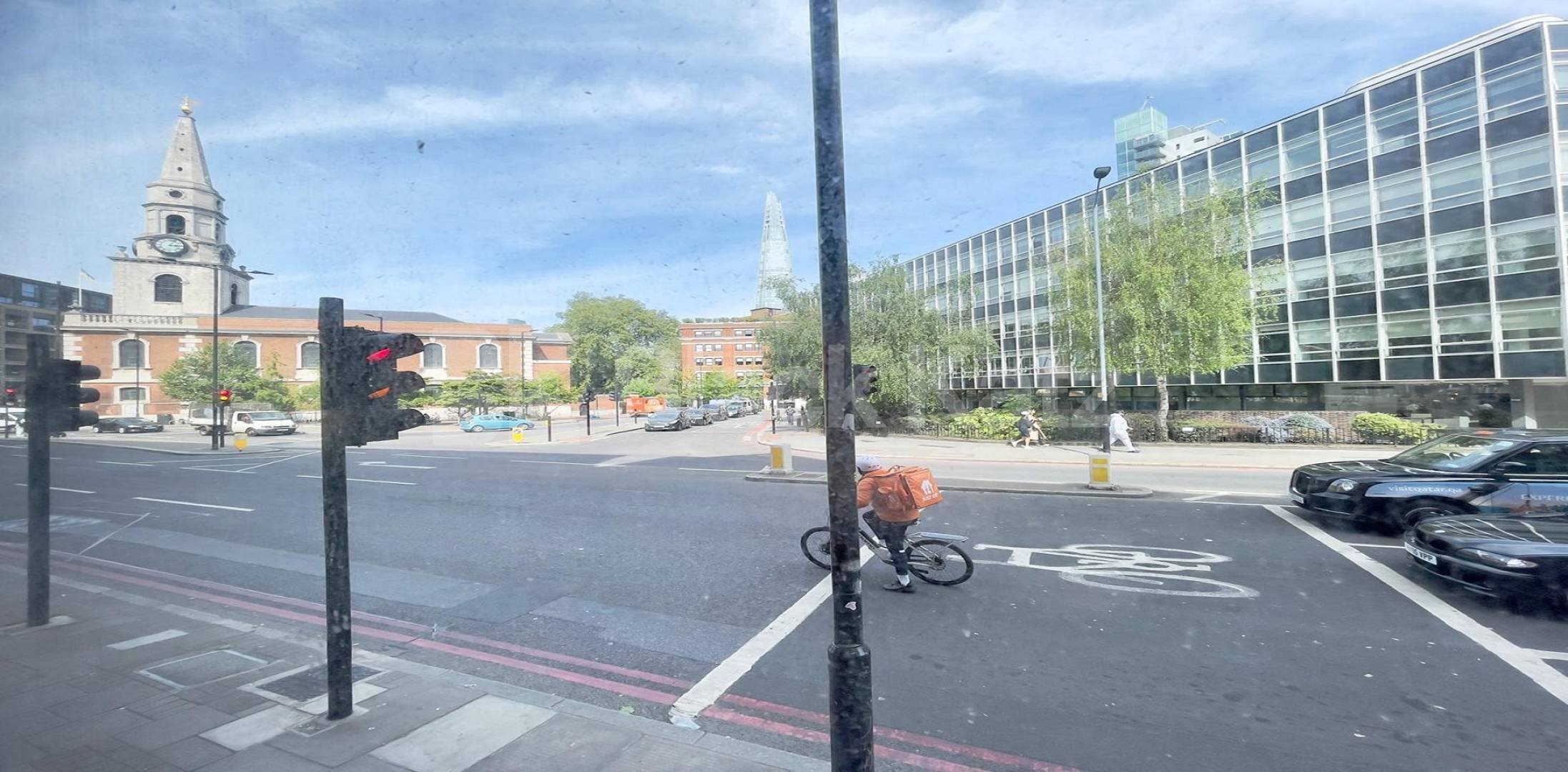 			LET , 1 Bedroom, 1 bath, 1 reception Apartment			 Kittiwake Court - Great Dover Street, Borough 