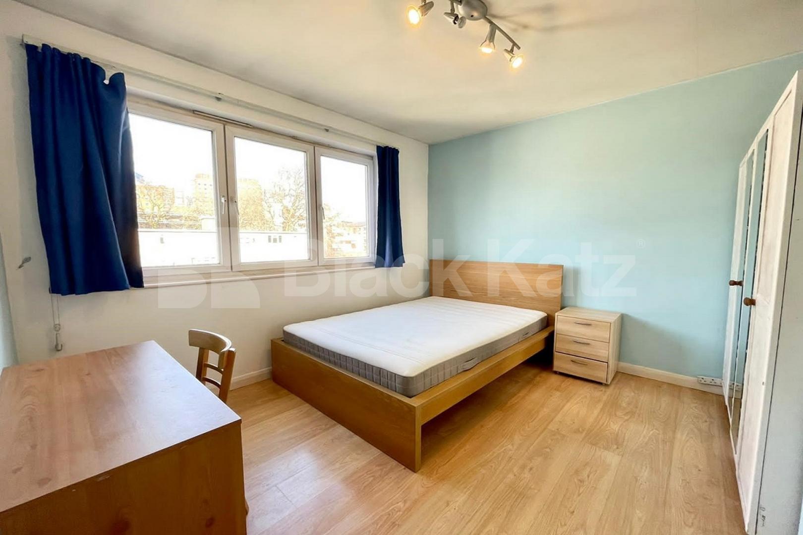 Superbly located duplex apartment moments from The Shard Kipling Street., London Bridge