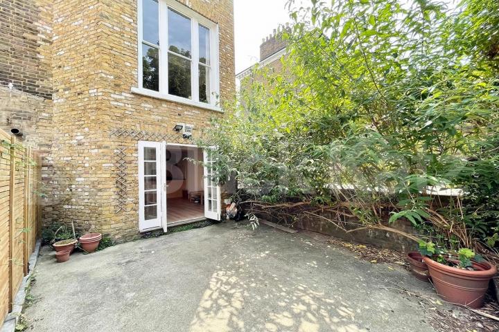 Spread over the ground floor of this stunning period building  Kings Avenue, Clapham