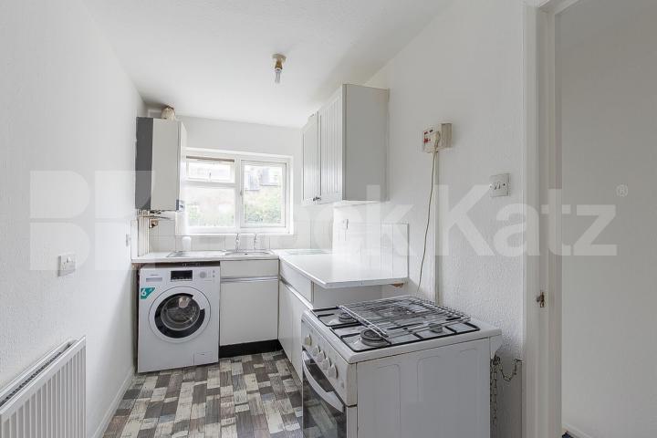 First floor 2 bedroom property located in the heart of Crouch End Inderwick Road , Crouch End / Hornsey