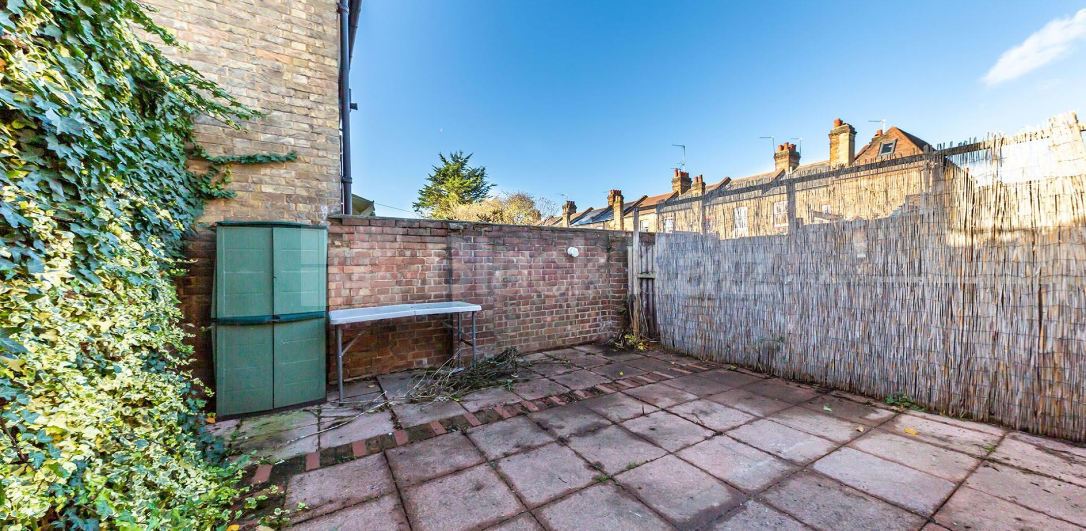 			2 bedroom house plus study, 2 Bedroom, 1 bath, 1 reception House			 Darwin Road , Wood Green / Noel Park