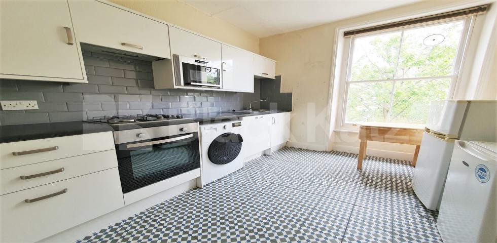 			NEW INSTRUCTION, Studio Apartment, 1 bath, 1 reception Studio			 Holland Road, Kensington Olympia 