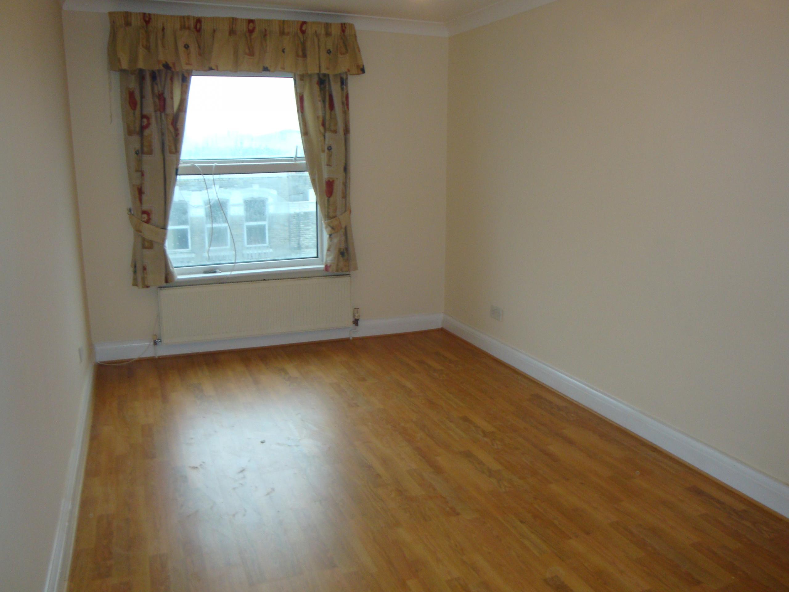 			NEW INSTRUCTION, 1 Bedroom, 1 bath, 1 reception Flat			 Kilburn High Road, KILBURN NW6