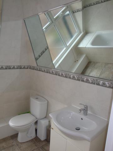 			SPACIOUS/NEWLY DECORATED, 2 Bedroom, 1 bath, 1 reception Flat			 Kings Gardens, WEST HAMPSTEAD