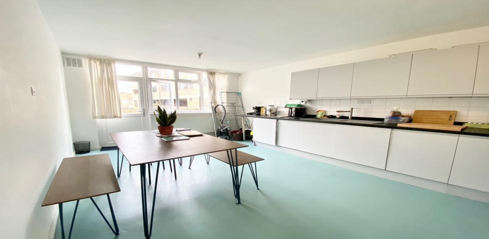 			PERFECT FOR 4 SHARERS!, 4 Bedroom, 1 bath, 1 reception House			 KINGSLAND ROAD, DALSTON-HAGGERSTON-SHOREDITCH