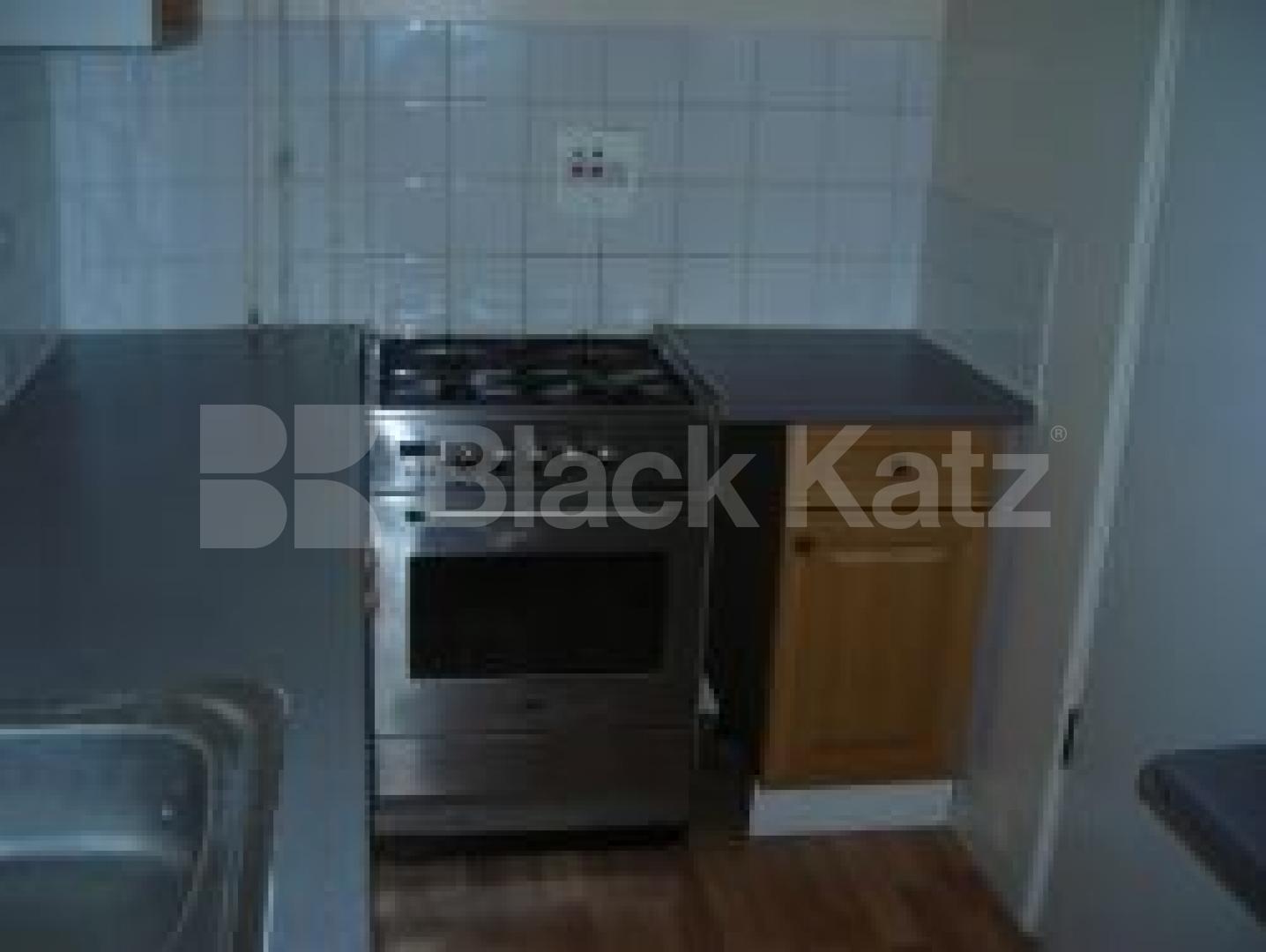 			1 Bedroom, 1 bath, 1 reception Flat			 Harrow Road, WESTBOURNE PARK W9